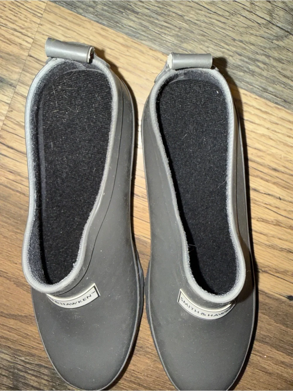 Smith & Hawken charcoal gray cushioned gardening and rain clogs/boots US7